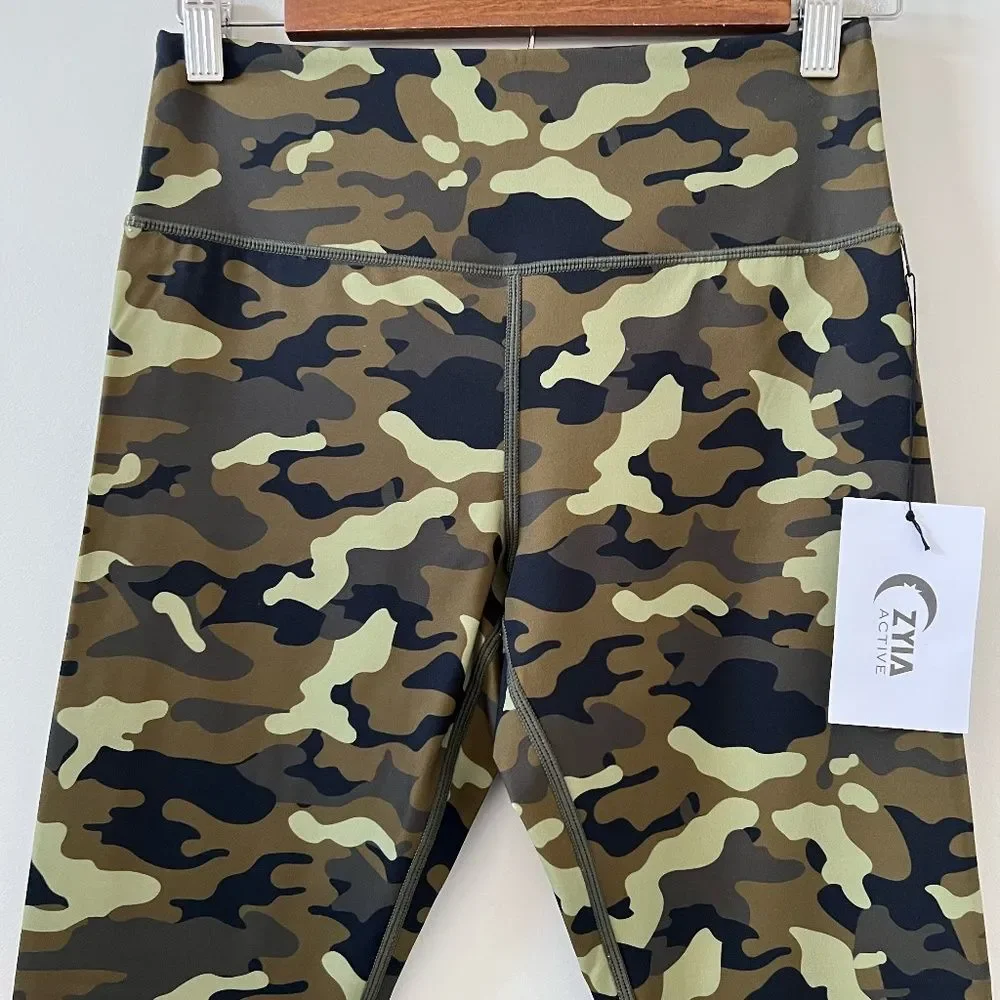 ZYIA Light Green Camo Reflective Soft & Snug Mid-Rise 7/8 Legging Size 6-8 - Picture 5 of 16